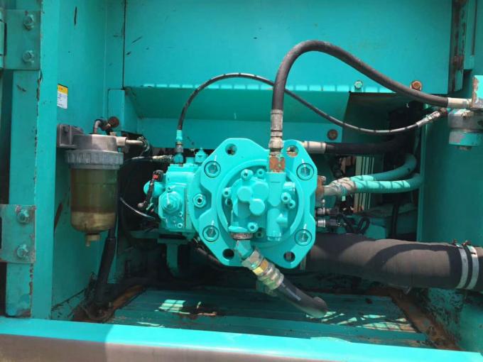 SK200-6就業時間3798h 0.7m3バケツによって使用されるKobelcoの掘削機 1